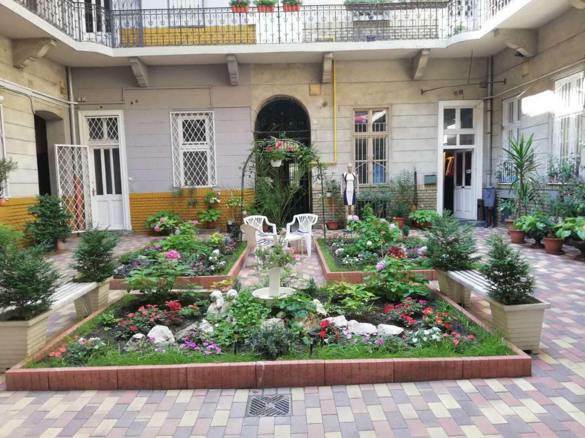 Good Luck Apartment Будапеща Екстериор снимка